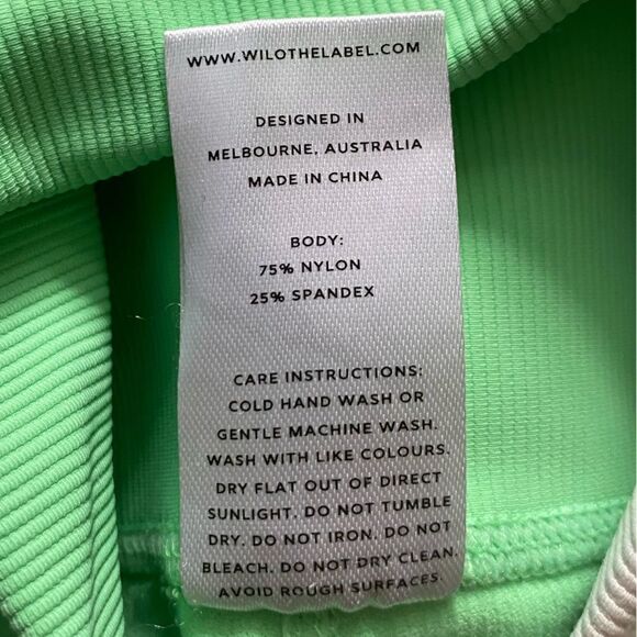 Wilo The Label Shorts Cross Waist Green Stretchy Womens Size Small - Picture 5 of 5